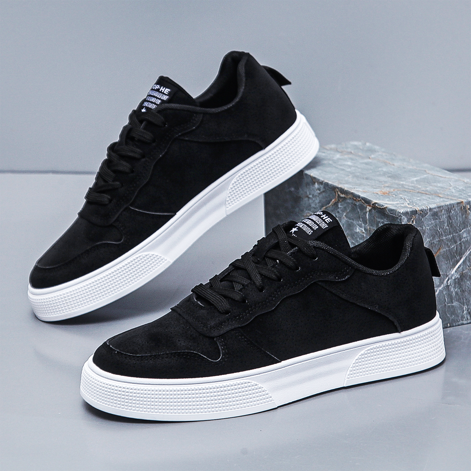 Sidewalk 47 Sneakers