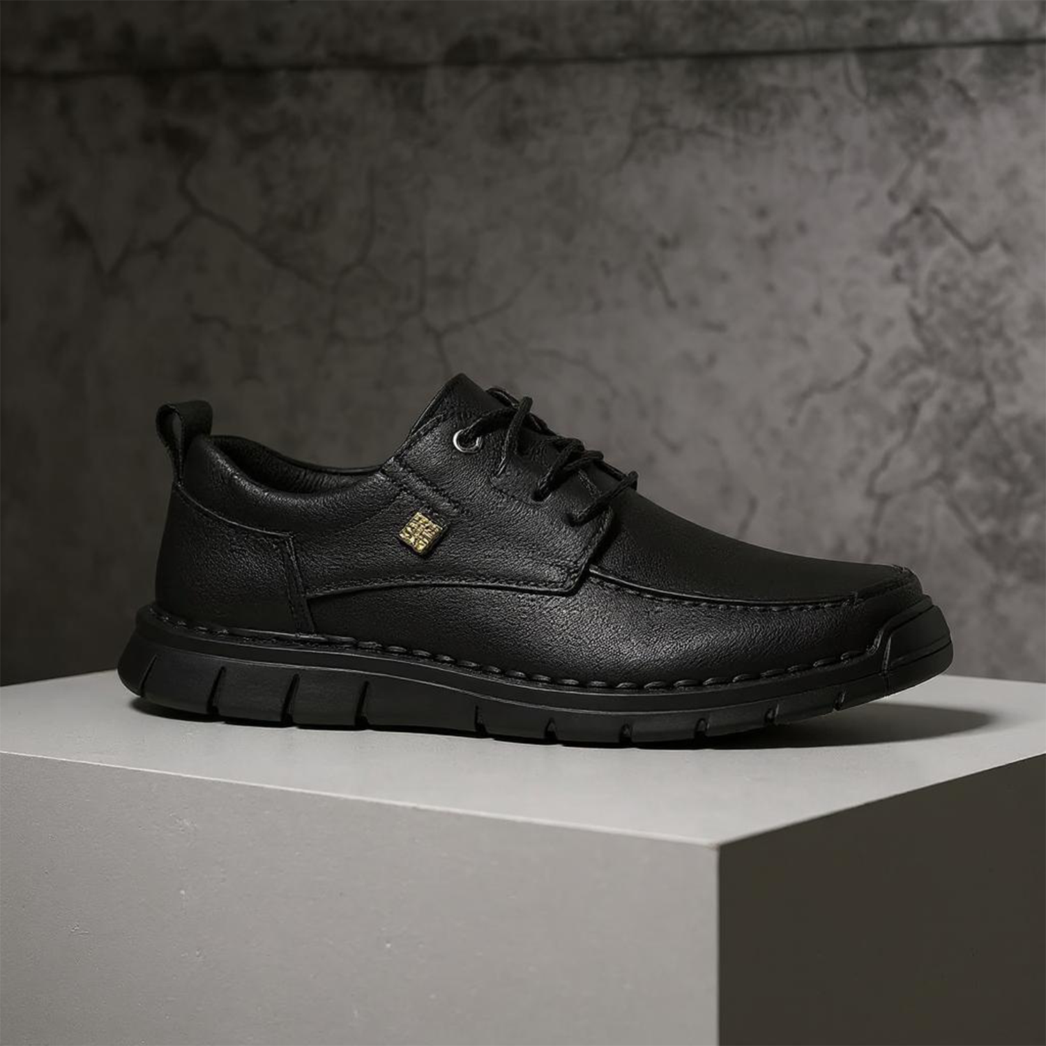 Ashford Leather Sneakers