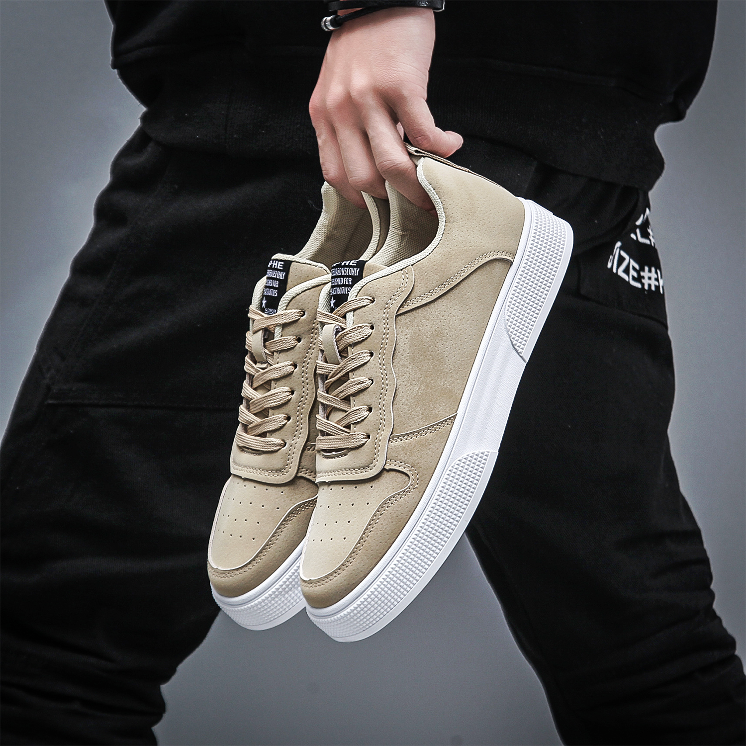 Sidewalk 47 Sneakers