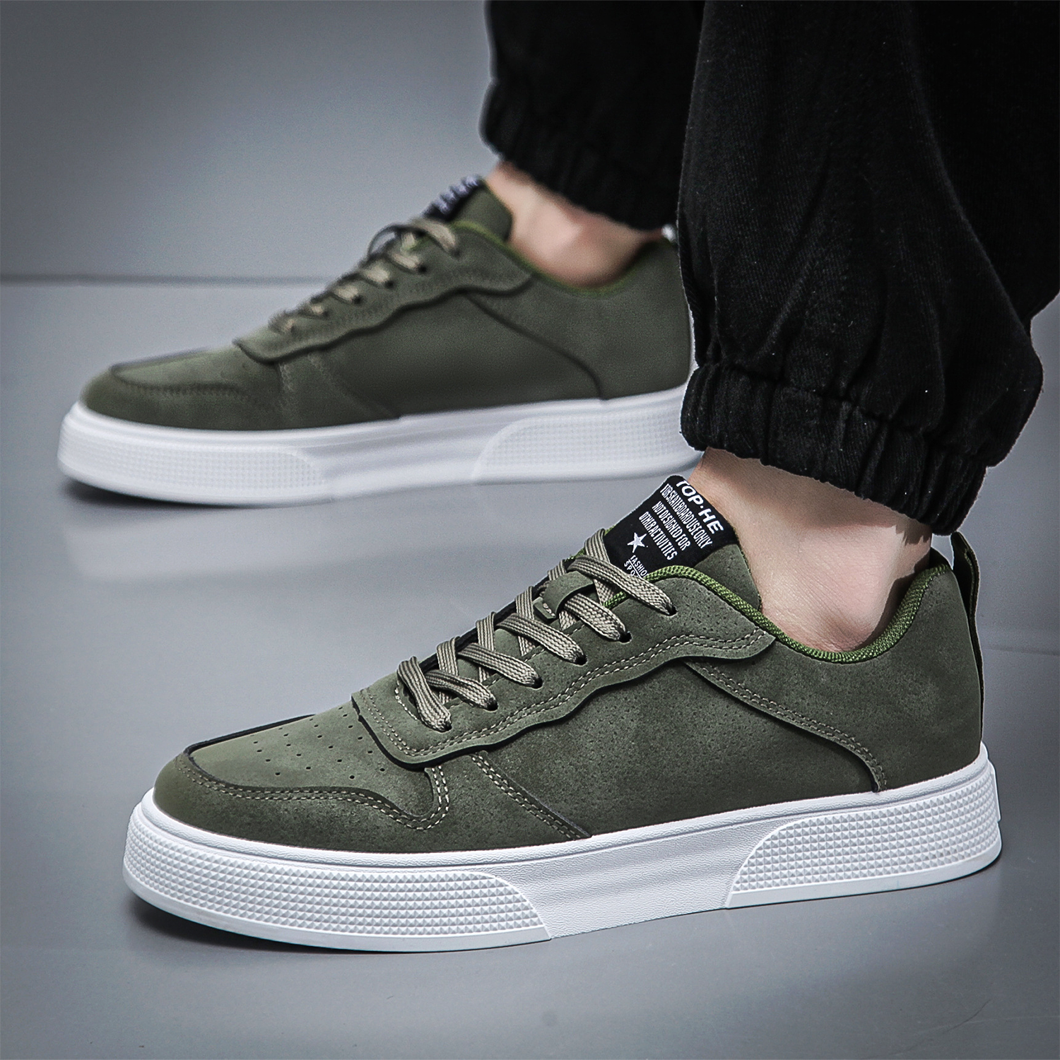 Sidewalk 47 Sneakers