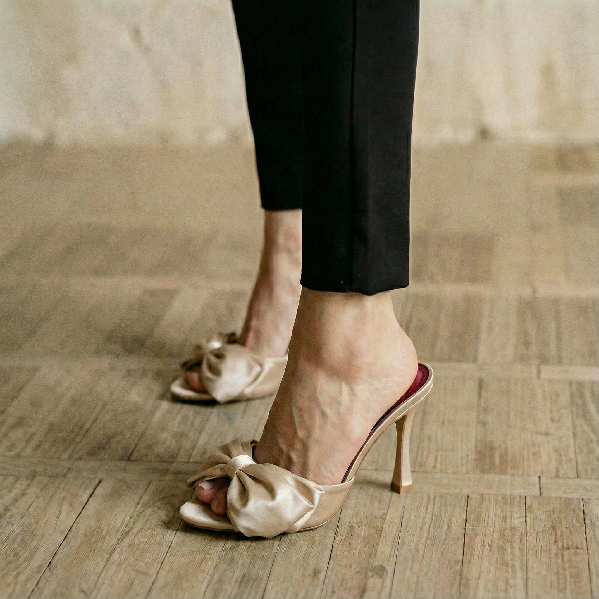 The Pretty Little Bow Heels