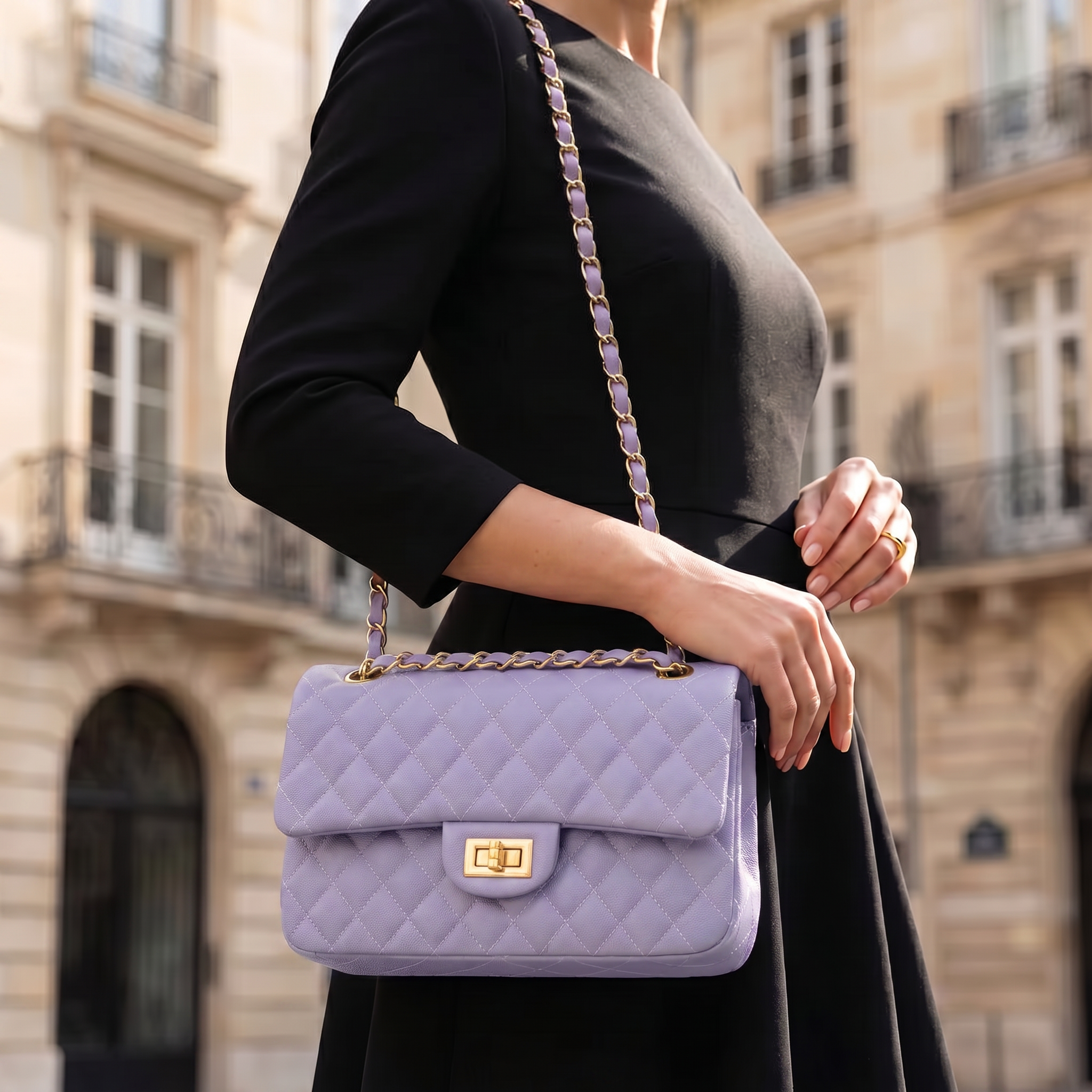 The Scarlett Chain Bag