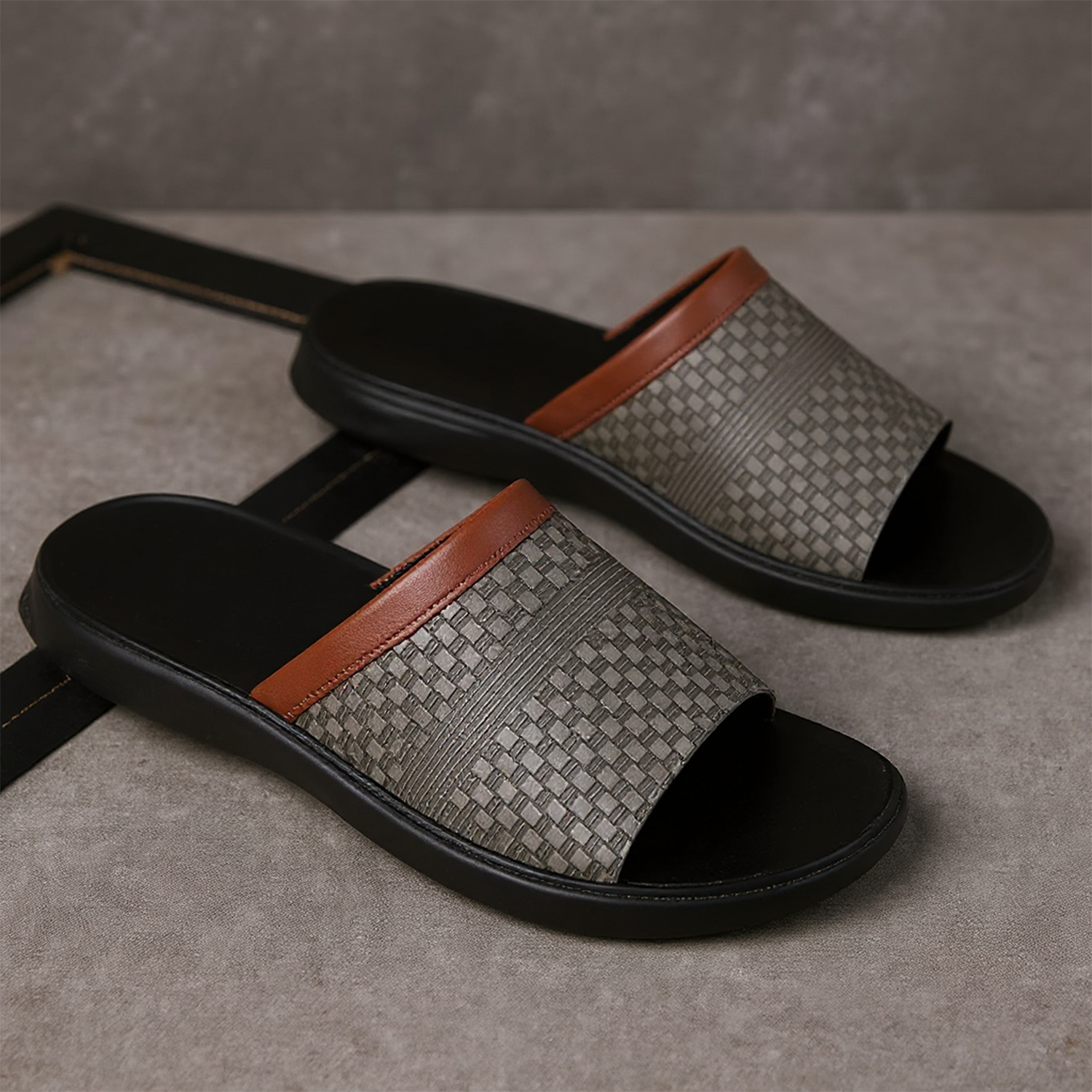 Corté Leather Sandals