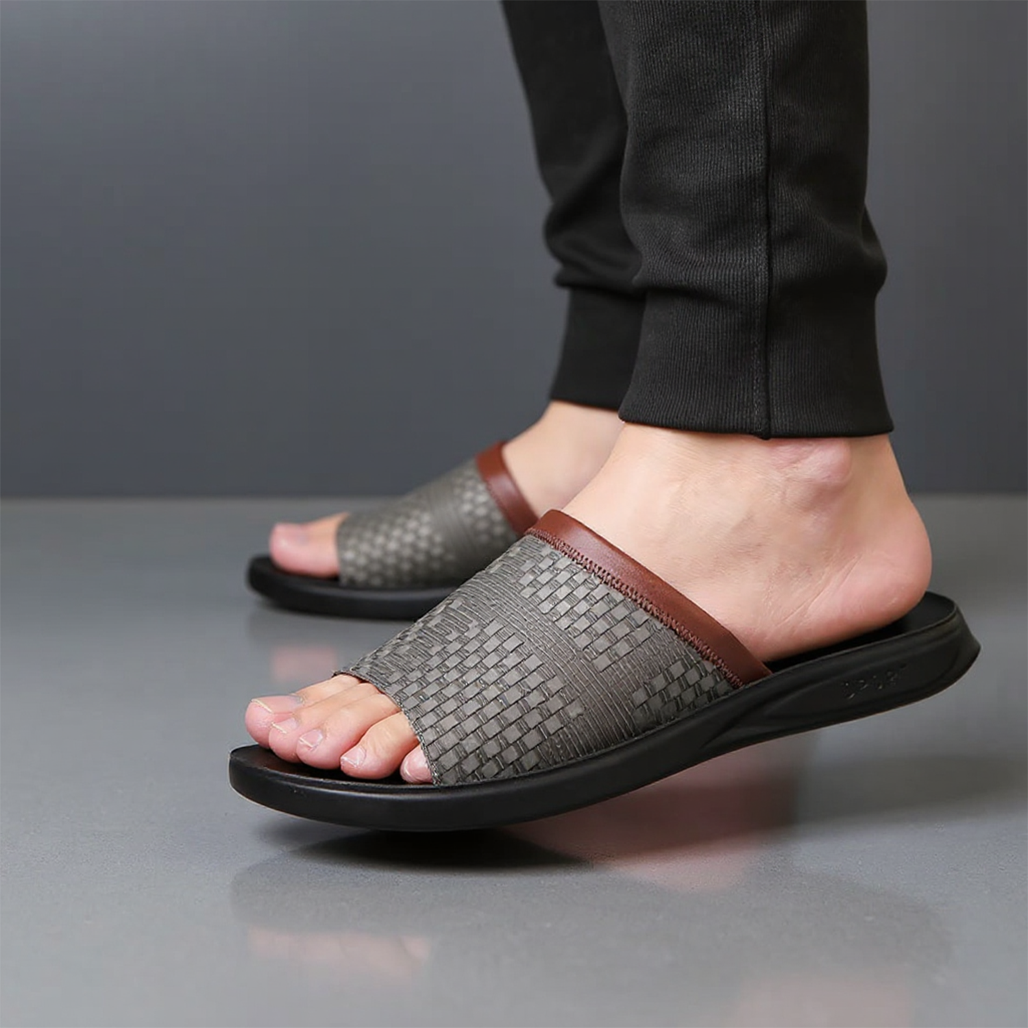 Corté Leather Sandals