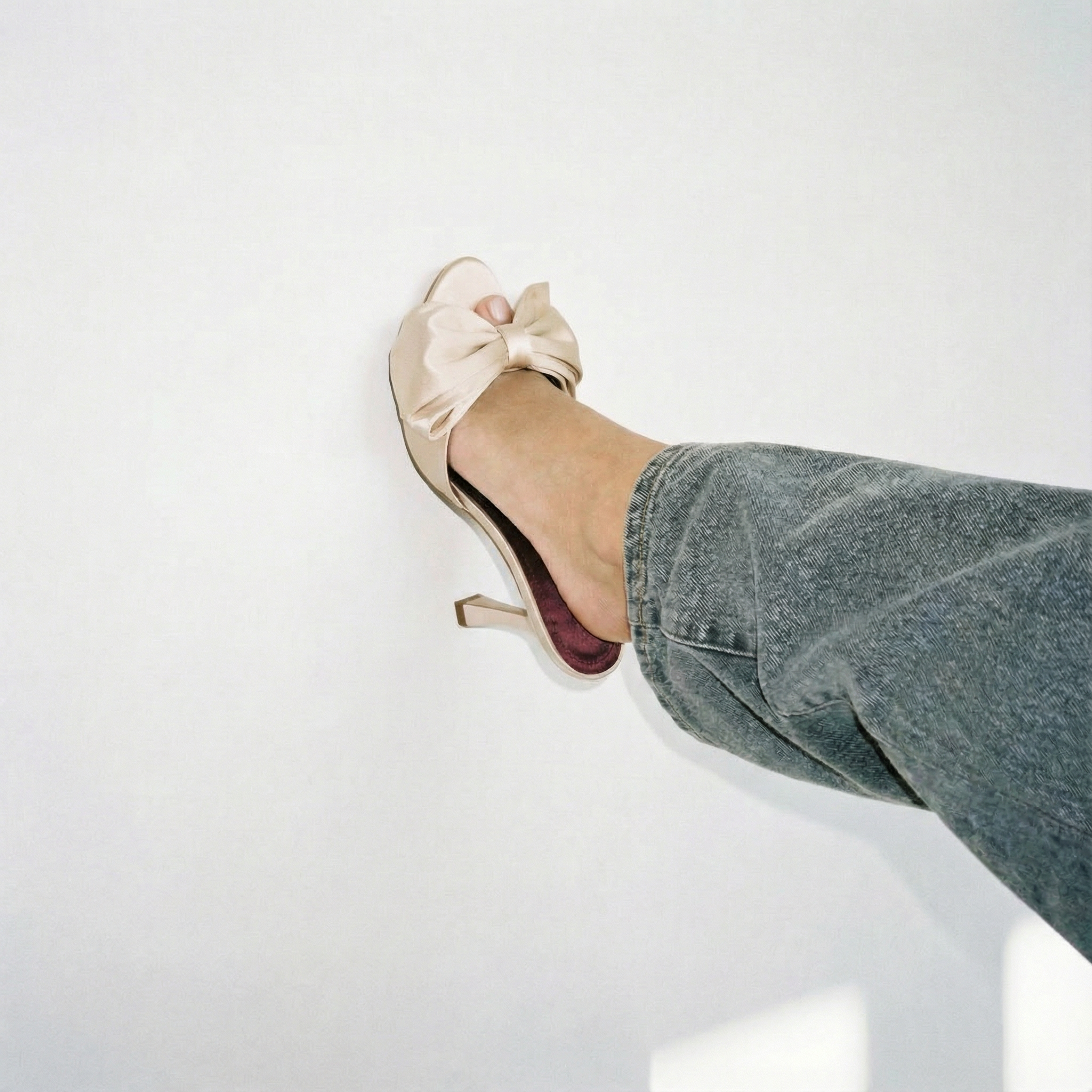 The Pretty Little Bow Heels