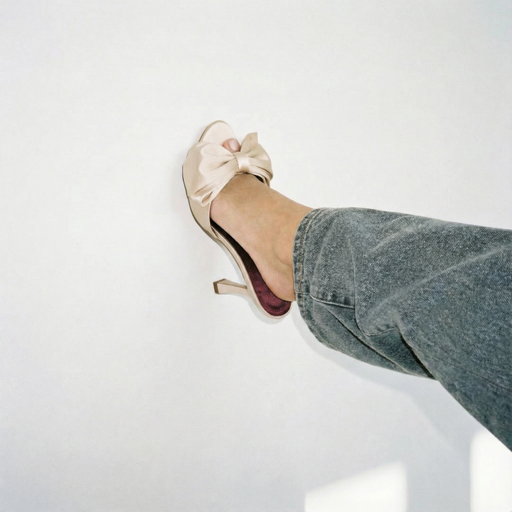 The Pretty Little Bow Heels