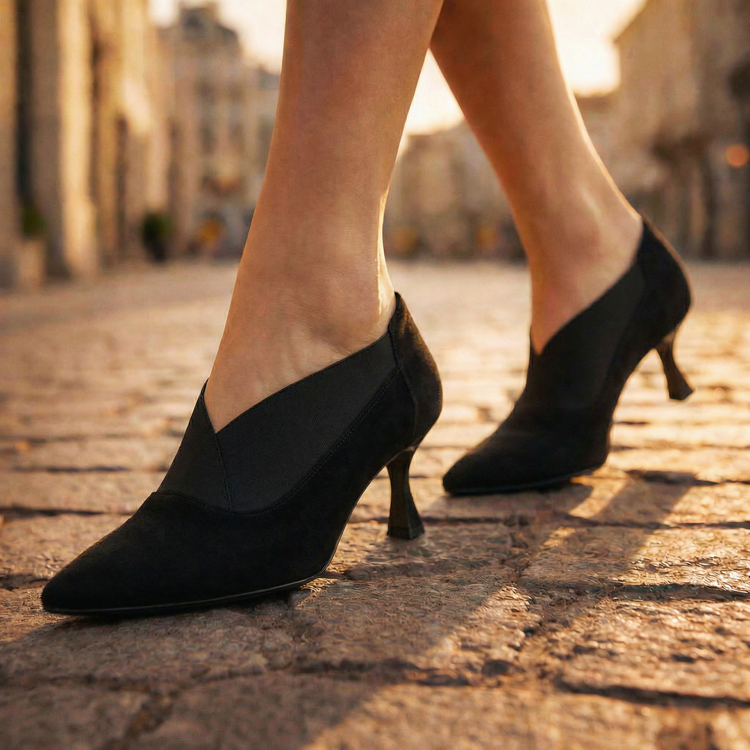 Via Roma Kitten Heel