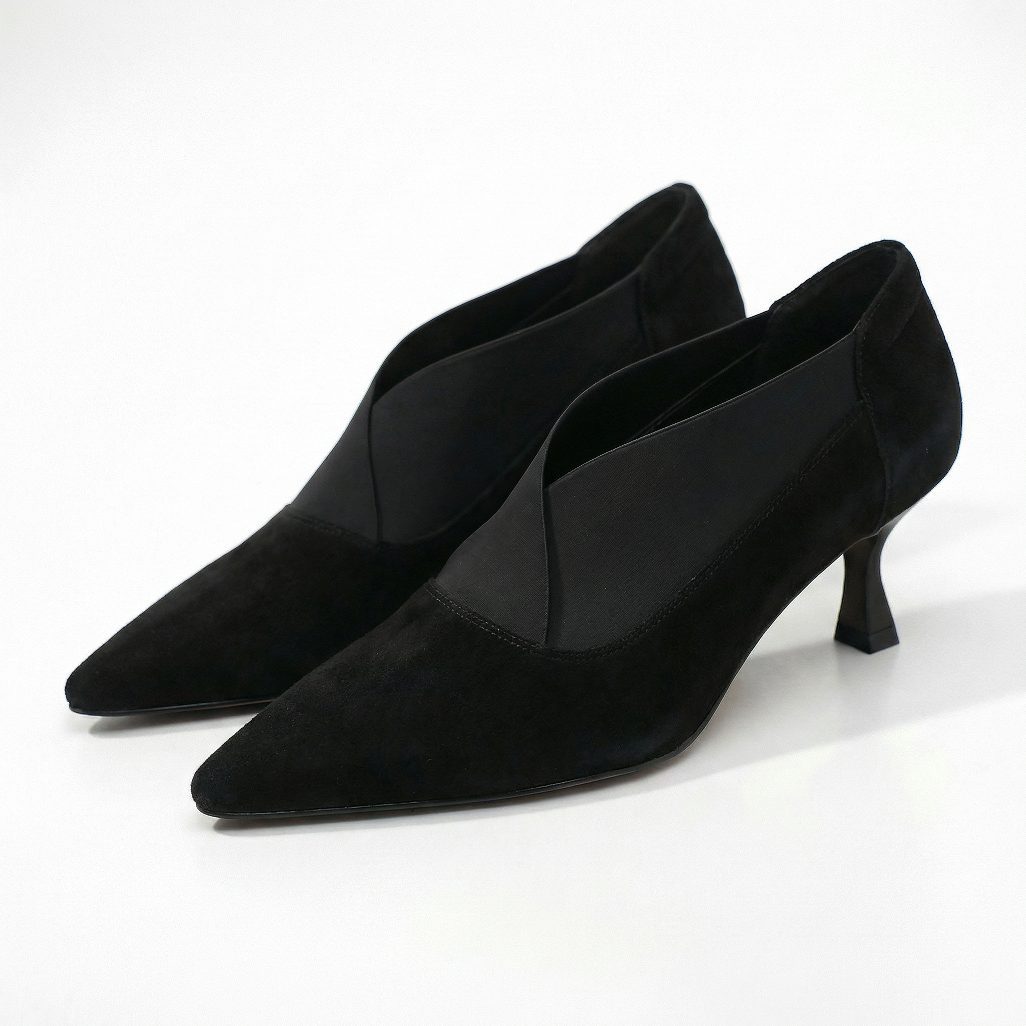 Via Roma Kitten Heel