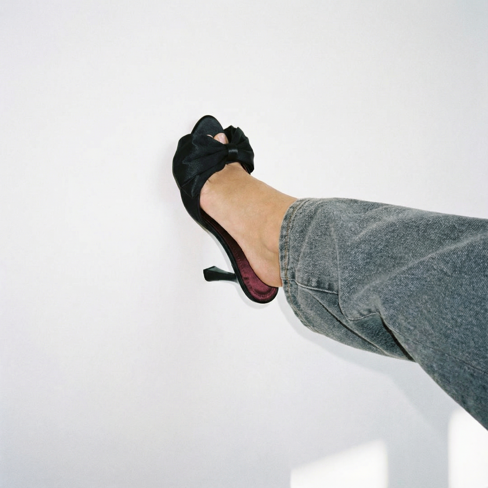 The Pretty Little Bow Heels