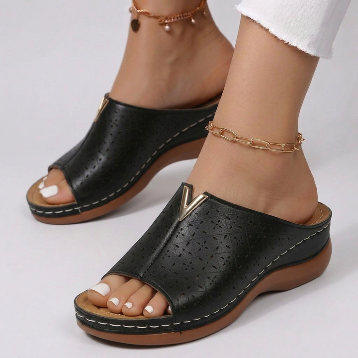 The Kiara Slides